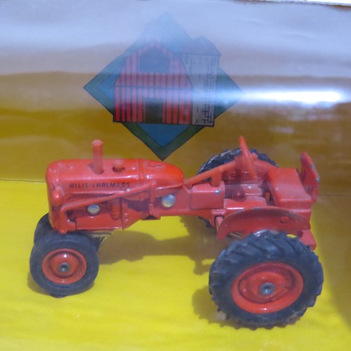 Ertl Allis Chalmers "C" Tractor Farm Classic 1/43 AC-2529-B - Picture 3 of 6