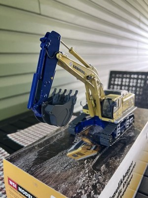 Liebherr R970 SME Excavator - White - WSI 1:50 Scale Diecast Model #04-1156 New