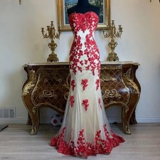 Burgundy Sweetheart Sheath Wedding Dresses Renaissance Floral Applique Gowns 