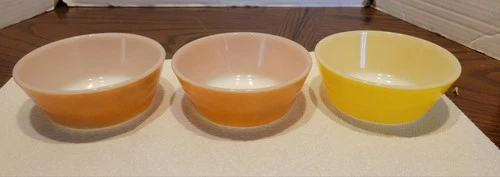 3 VINTAGE FEDERAL GLASS HEAT PROOF GLASS  CEREAL- SOUP  BOWLS