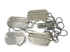 Original WWII USArmy Hadley Petering Dog Tags Lot 1942 - 1945 CA11