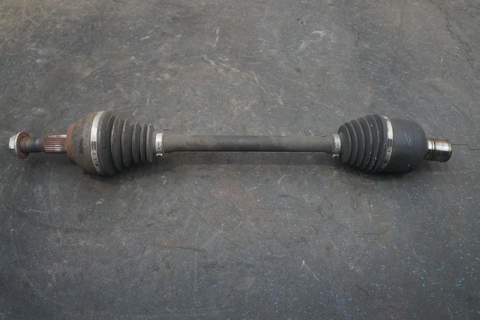 Eje trasero derecho o derecho CV 22873444 OEM Cadillac XLR 2004-09 Corvette Foto 2 de 4