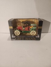 Vintage ERTL 1991 GIFT BANK DIE-CAST METAL COLLECTIBLE CAR SEASON'S GREETINGS