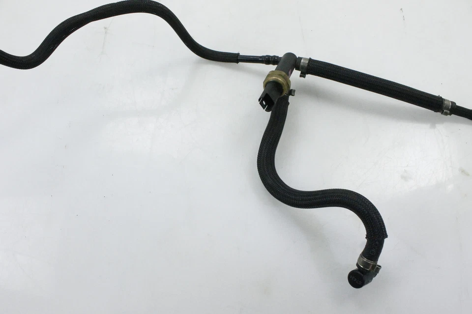 DISTRIBUIDOR DE COMBUSTIBLE BMW R1200GS ADVENTURE OEM 14-18 13 53 8 556 862 Foto 4 de 4