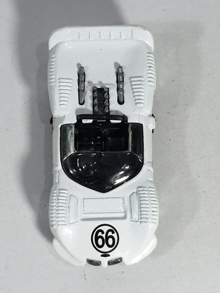 Hot Wheels 1998 Chaparral 2 White HW First Editions Series Malaysia Loose - Image 4 of 4