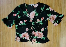 Collective Concepts Black Floral Crepe Ruffle Short Slv Blouse Junior's Medium