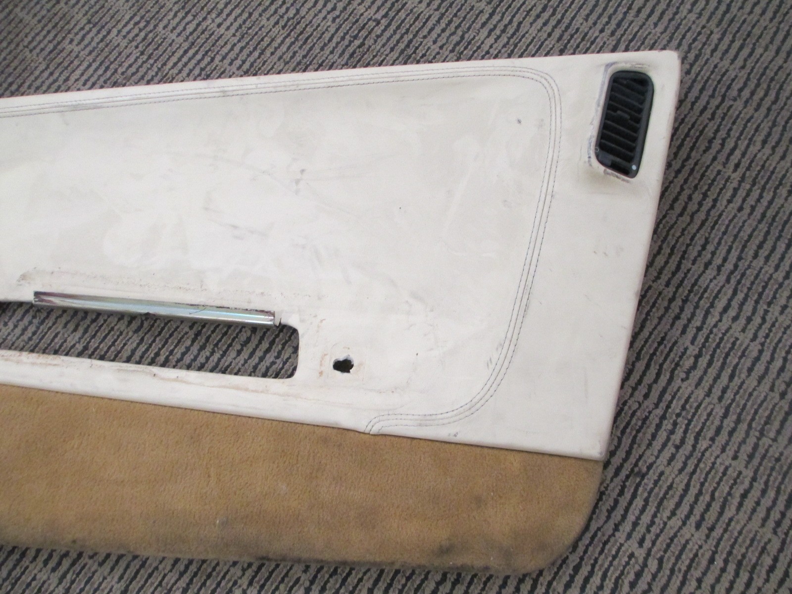 Ferrari 456 RH Door Panel - crema # 60763800