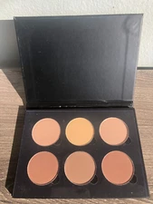 ANASTASIA BEVERLY HILLS CONTOUR KIT- Light to Medium