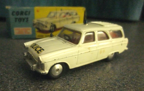 VINTAGE CORGI TOYS 419 FORD ZEPHYR MOTORWAY PATROL CAR IN ORIGINAL BOX 1960s
