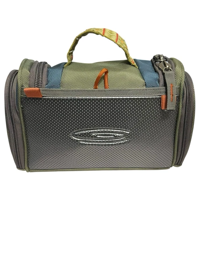 Bolsa de viaje de pesca con mosca de río verde para pesca con mosca Fishpond Foto 3 de 4