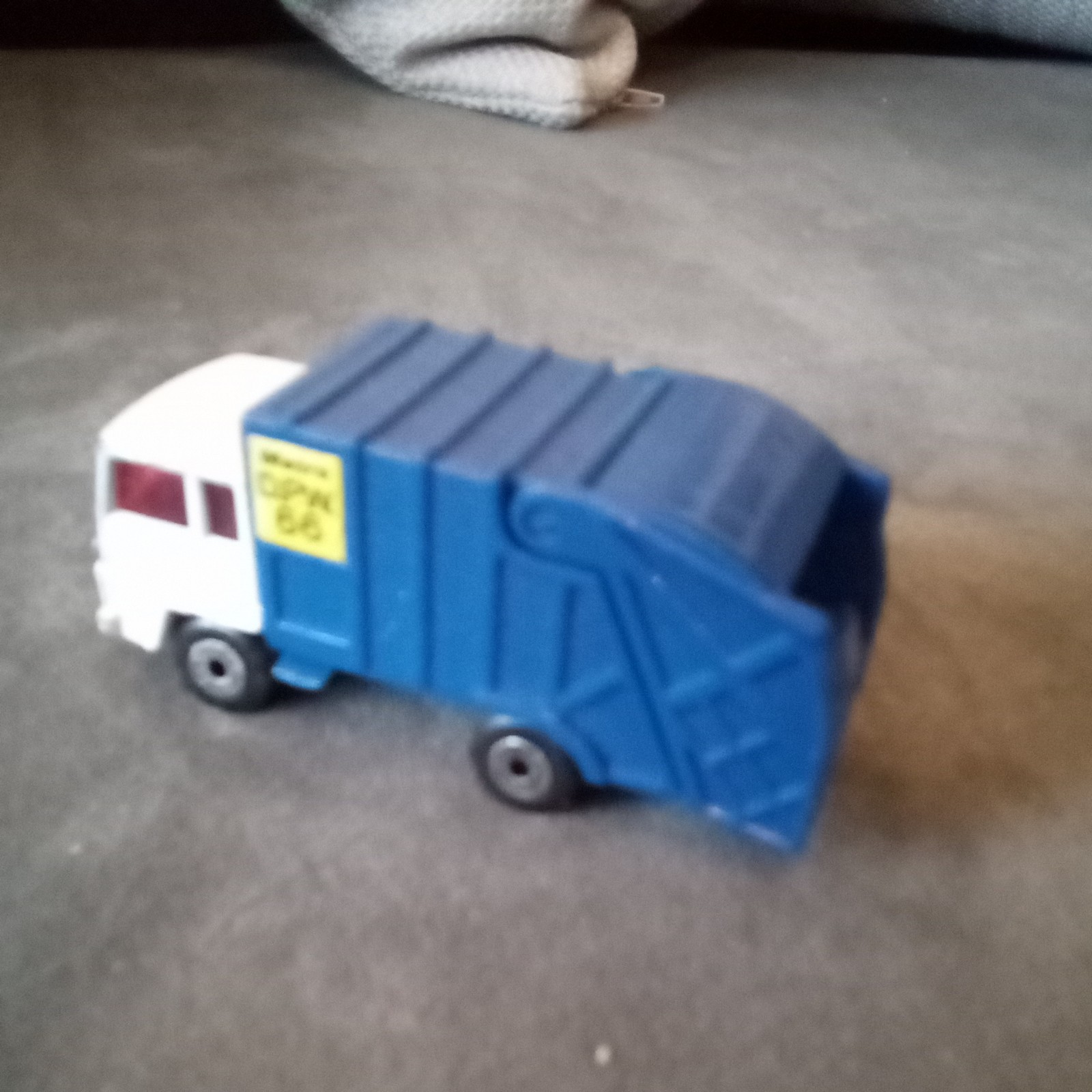 Picture 6 of 10