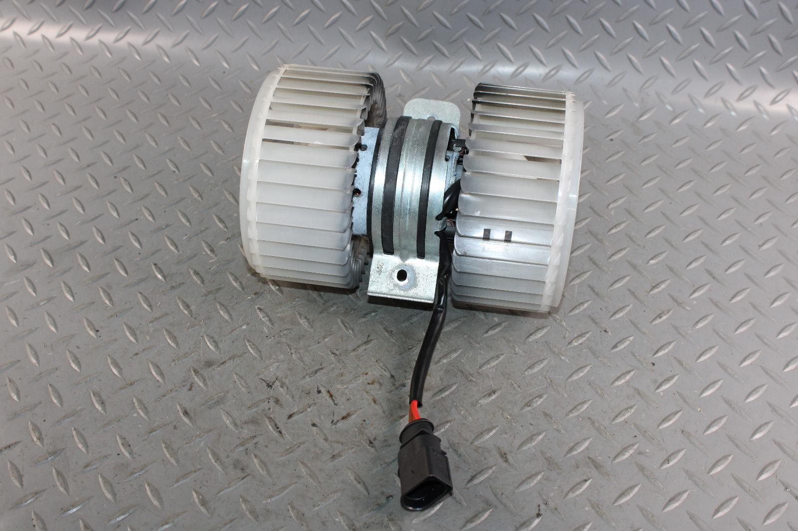 Bentley Continental GT 2004-2019 A/c unit