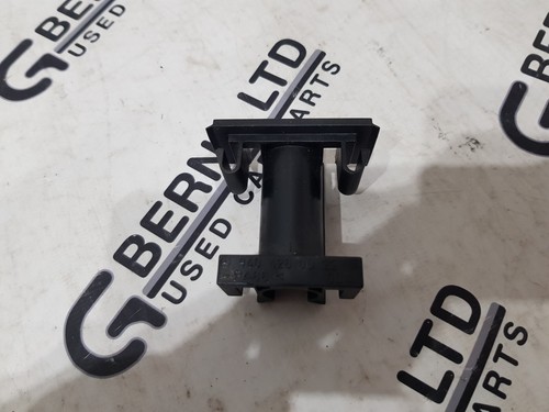 GENUINE MERCEDES-BENZ TRUCK LOCKING BRAKES LINE ATTACHMENT MOUNT - Picture 5 of 8