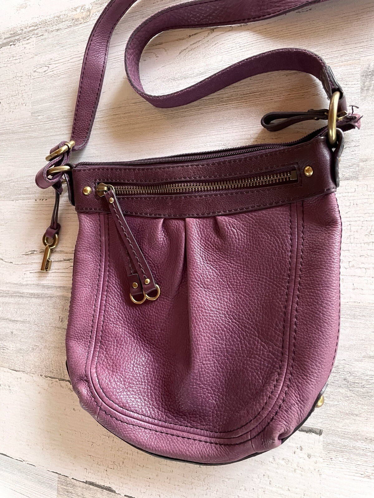 Fossil Purple Leather Shoulder Crossbody Handbag Purse Gem