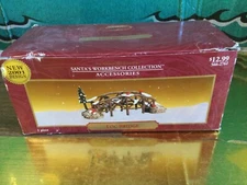 2001 NEW NIB LOG BRIDGE CHRISTMAS VILLAGE ACCESSORY