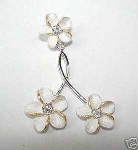 Authentic 23MM YELLOW GOLD PLATED 925 SILVER HAWAIIAN 3 SPARKLY PLUMERIA CZ FLOWER PENDANT