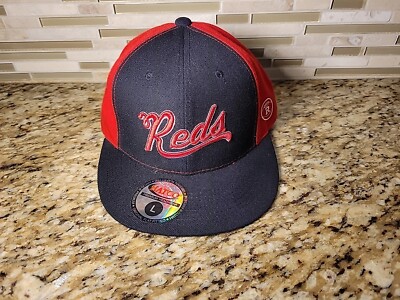 Cincinnati Reds Hat Fitted Red Cap Size 7 1/4 MLB Baseball Mens Hatco Vintage 