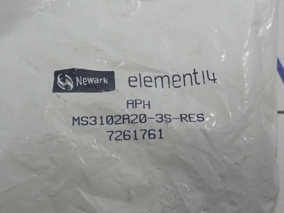 NEWARK ELEMENT MS3102A20-3S AMPHENOL 3 PIN NEW - Image 3 of 3