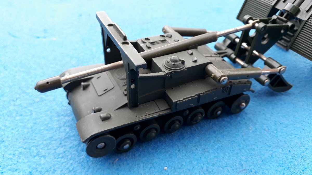 Dinky Toys 883 - Char AMX Poseur De Ponts - Miniature De Collection - Incomplet
