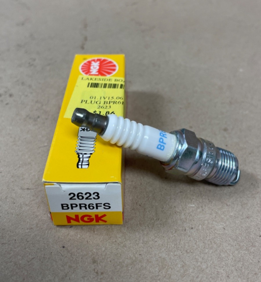 New NGK 2623 BPR6FS Spark Plug