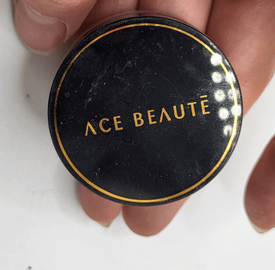 Ace Beaute Effortless Radiance Loose Setting Powder Fair New
