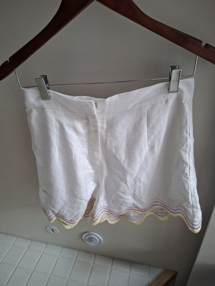 seed heritage size 10 white linen shorts scalloped hem flat front zip
