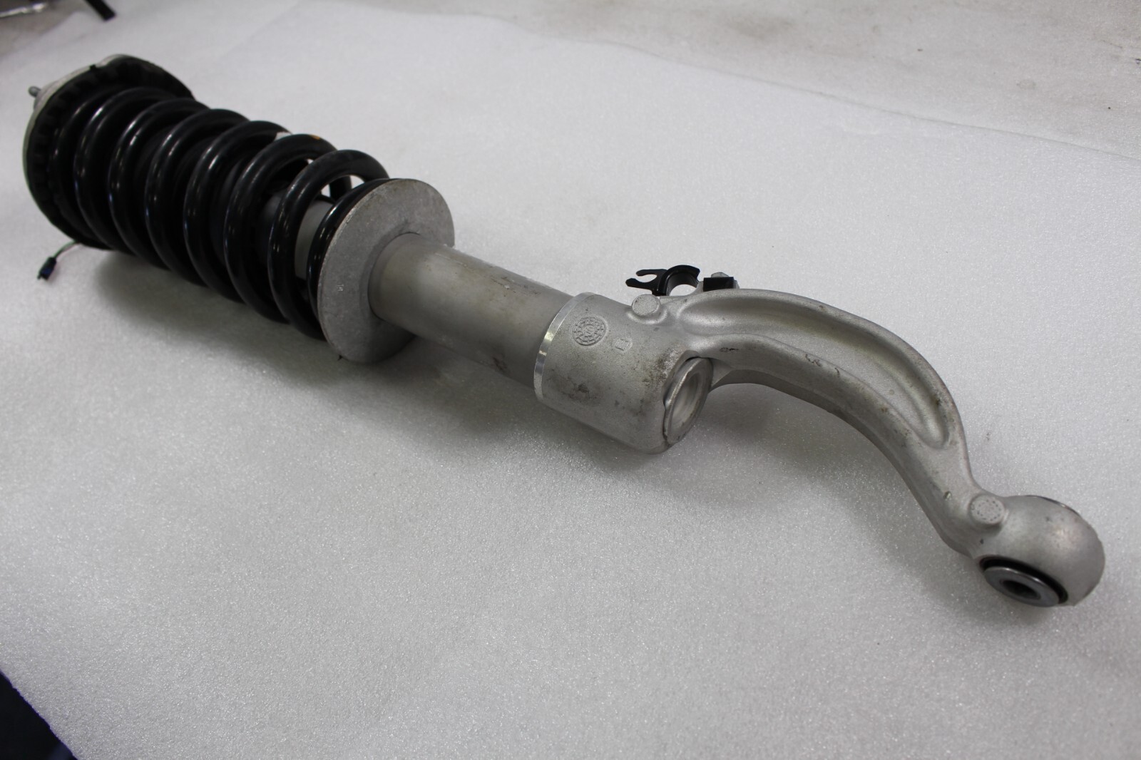 2016 Maserati Quattroporte, Ghibli, Front Shock Absorber, Used, P/N 670030332