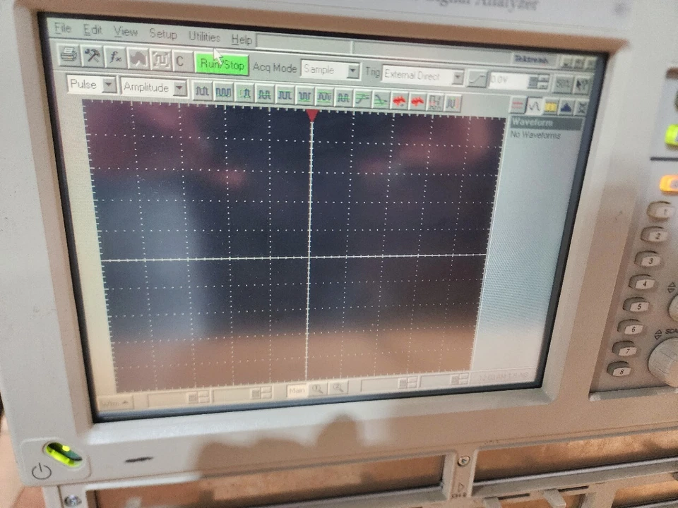Tektronix CSA8000 Communications Signal Analyzer Unit #4 READ! - Image 2 of 4