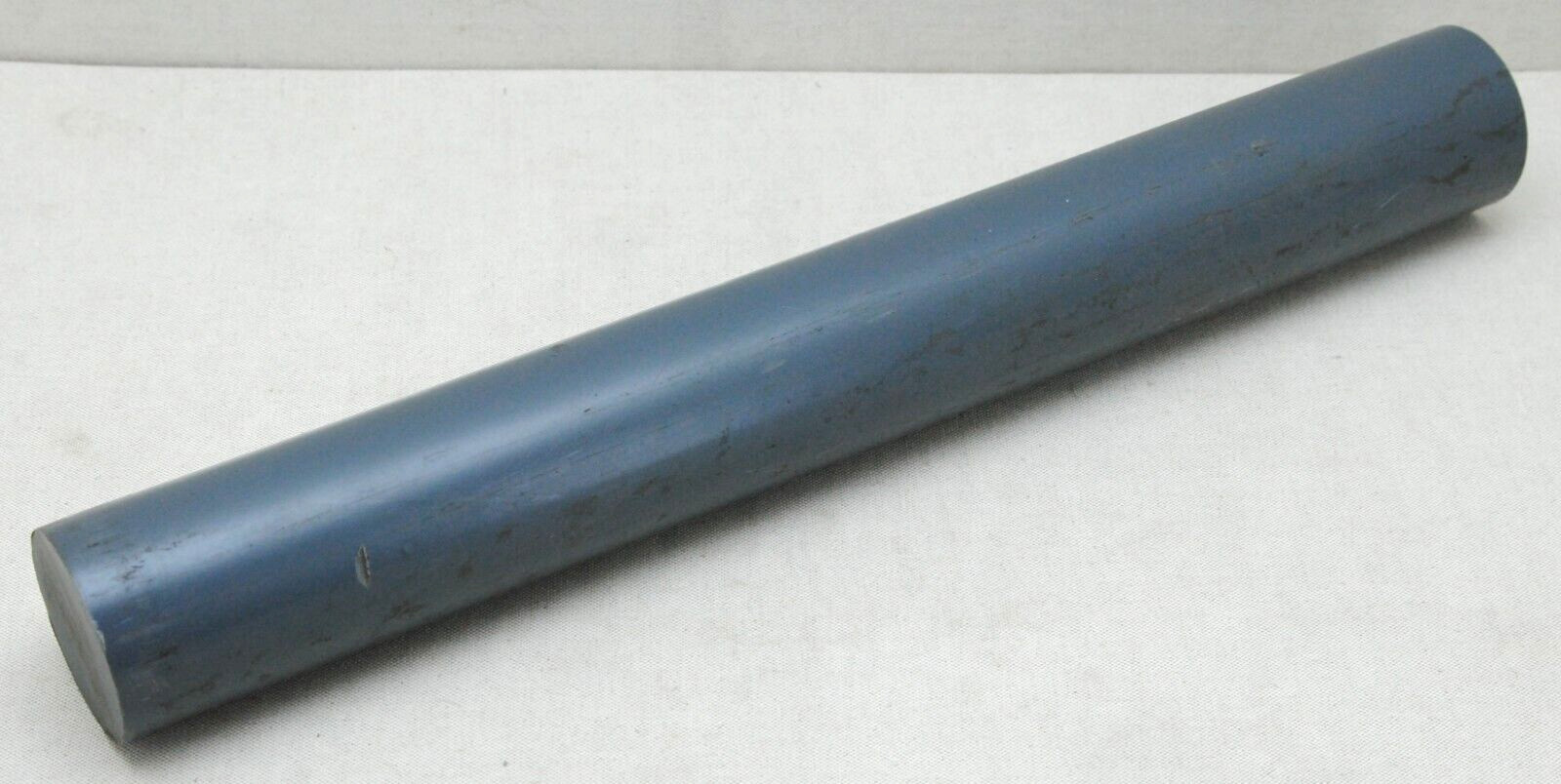 Jonc PVC gris de diamètre 60mm pour pièce mécanique et rondin à usiner