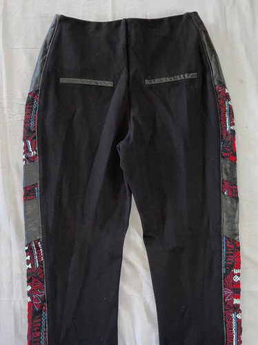 Lysse Faux Leather Sides Embroidered Trim Pull On Pants, Leggings Size M EUC! - Picture 9 of 10