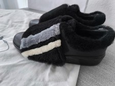 Prada Fellschuhe Winterschuhe Slipper Klettverschluß 39