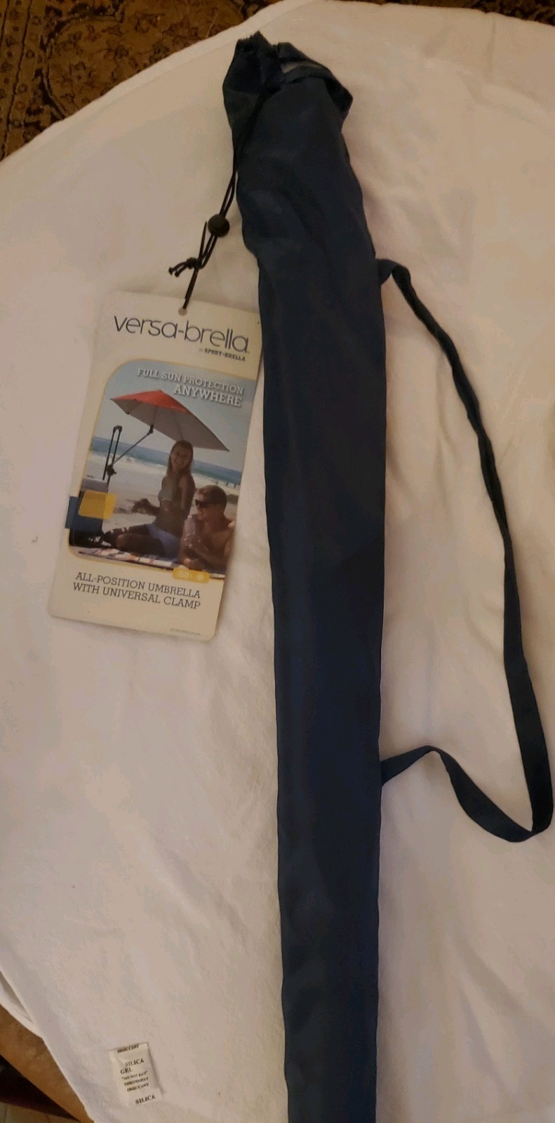Versa Brella NWT/ 22x17x13.5. Navy With 50 UPF. Sports/Beach/Photo/ $19.00.
