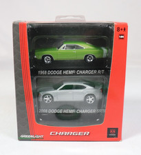 GreenLight Dodge Charger 2 Car Set 1968 Charger R/T & 2008 Charger SRT8 1:64 rr