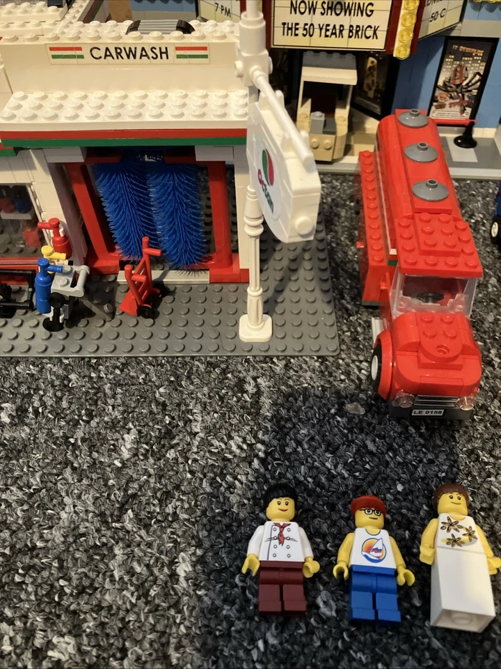 LEGO 10184 Town Plan, photo 3 of 5