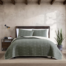 - Queen Quilt Set, Reversible Cotton Blend Bedding with Lightweight Feel, 3 Piec