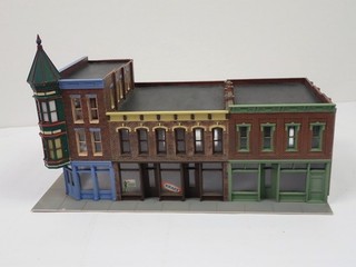 Built Up & Detailed Heljan HO Commercial Block Of 3 City Store Front Buildings
