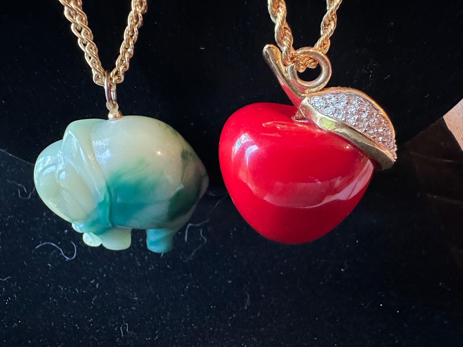 2 Vtg Kenneth Lane KJL Necklaces Lucite Resin Gre… - image 2