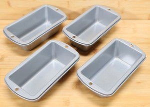 Mini Loaf Pan Nonstick Oven Bakeware Stackable 5.75" x 3" (Set of 4)