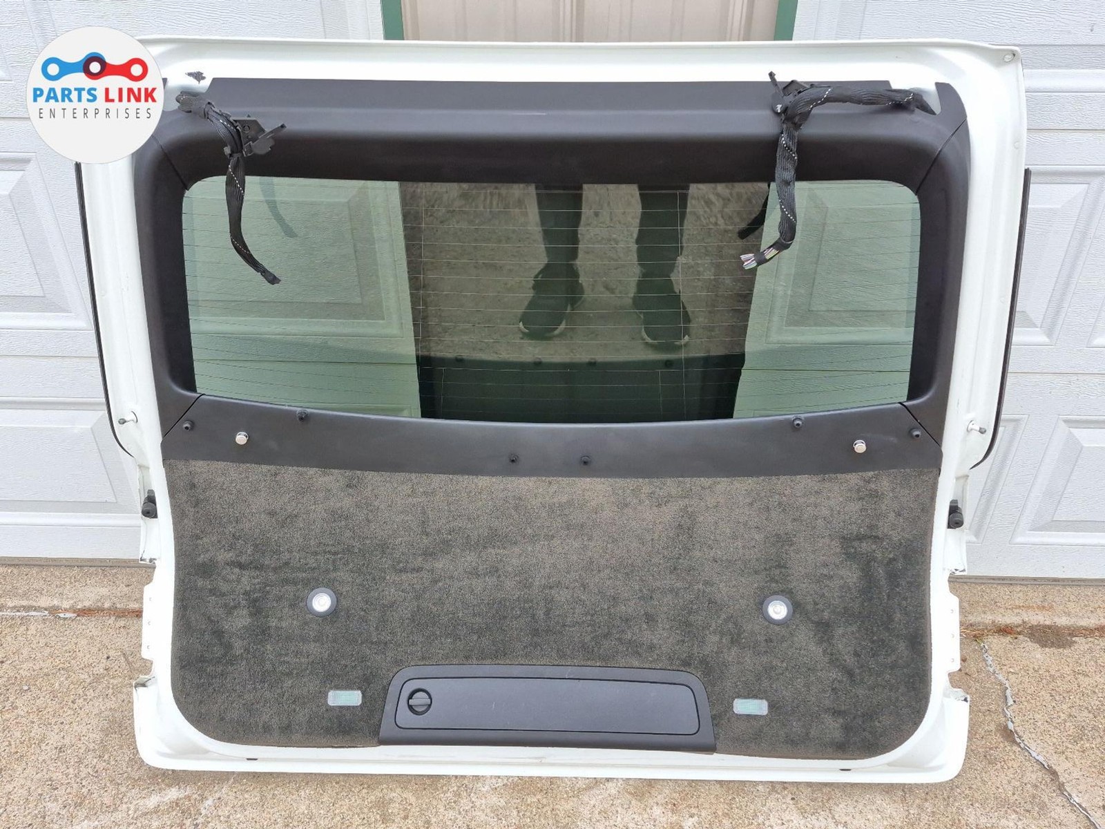Bentley Bentayga Speed 2016-2020 Rear Left Condenser compartment lid White