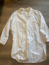 Vintage Victoria  s Secret Yellow Label White Night Shirt Embroidered Logo M/L