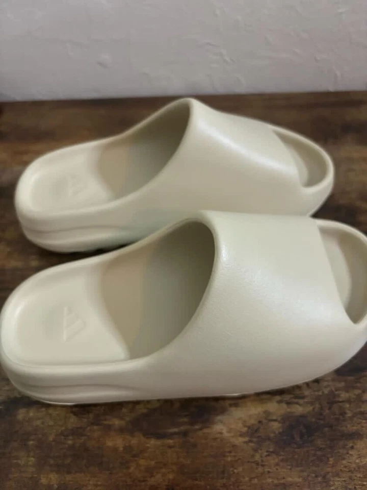 Adidas Yeezy Bone Slides para hombre talla 12 Foto 2 de 4