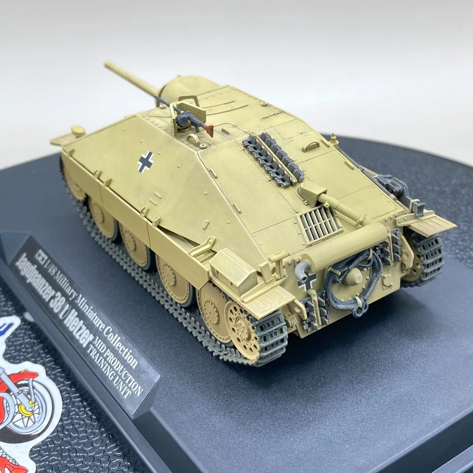 Tamiya 1/48 Jagdpanzer 38(t) Hetzer Mittlere Produktion finished model 26504 - Image 2 of 4