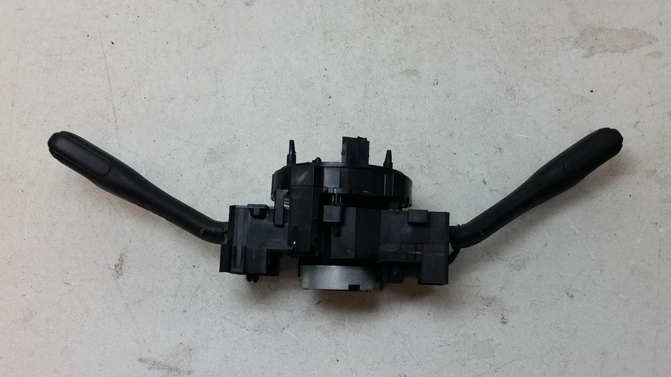 kp60105 Volkswagen Golf Passat 01 2003 2004 2005 interruptor combinado intermitente Foto 2 de 3