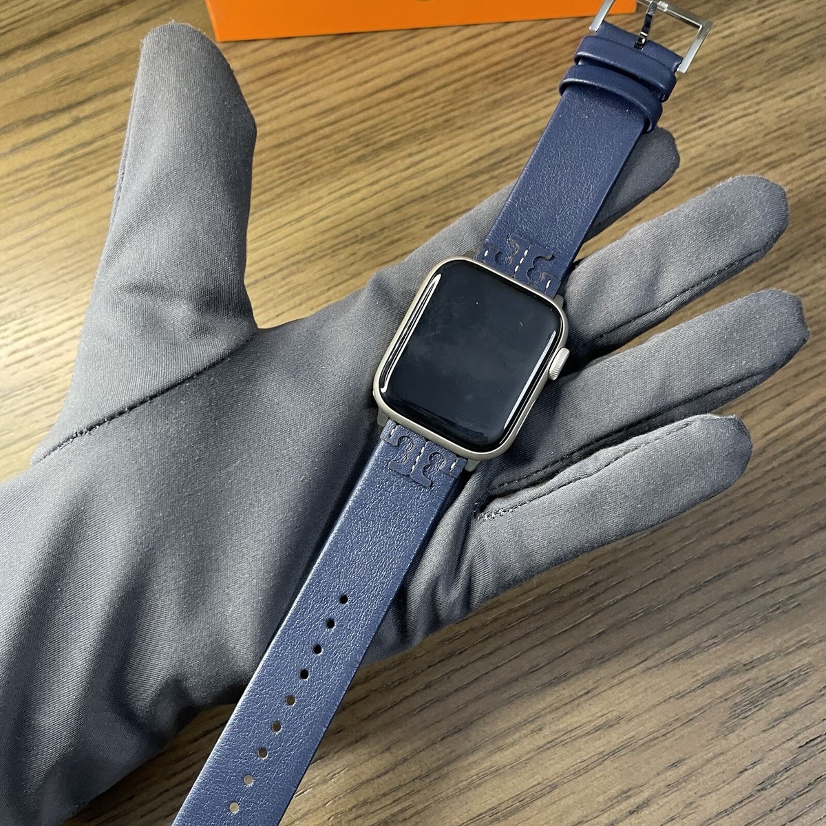 NEW✓ TORY BURCH MCGRAW NAVY BLUE LEATHER BAND FOR APPLE