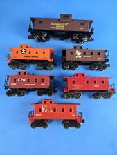 LIONEL LOT OF 6 LOOSE BOX CARS. O SCALE B2