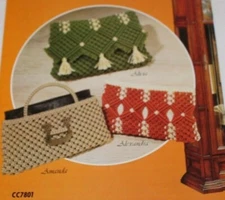 purses bag totes clutch 1978 Macrame pattern booklet PURSE TIME by Liz Miller 