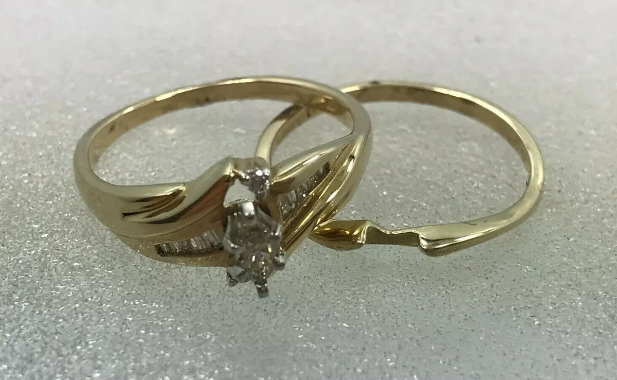 10 karat on sale gold engagement ring