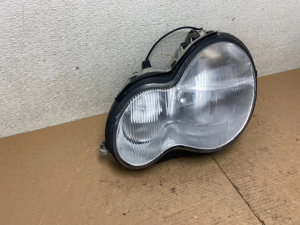 Faro halógeno izquierdo conductor mercedes-benz clase c 2001-2004 tyc p2580 dw Foto 3 de 4