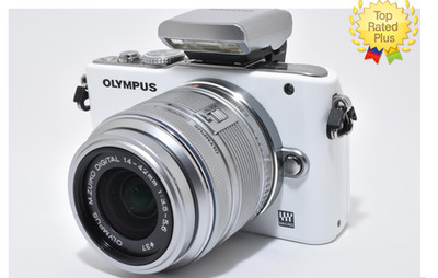   797 Auslösungen [N NEUWERTIG mit Blitz] Olympus PEN Lite E-PL3...
