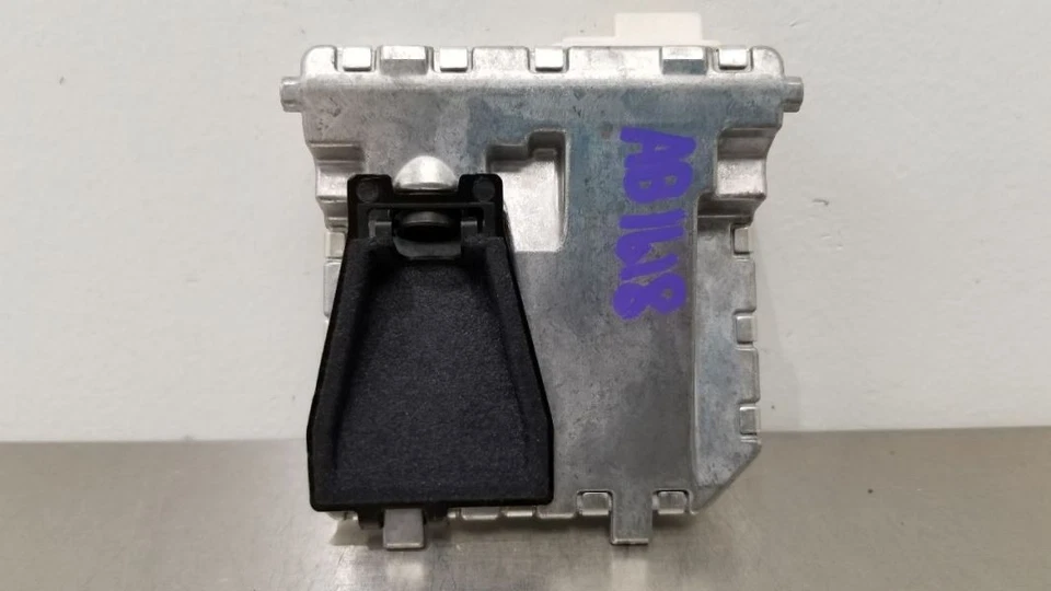 15 CADILLAC ESCALADE CARRIL MANTENER ASISTENCIA CÁMARA PARABRISAS MONTADO 23171580 Foto 2 de 4